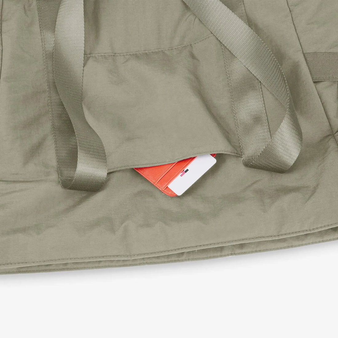 Spacious Tote Bags for Daily Commute Essential Style